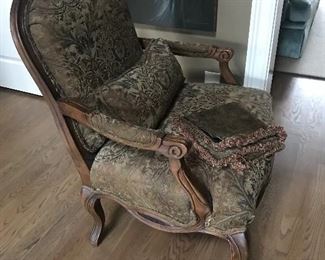 Pretty armchair, excellent condition