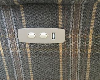 Push button comfort and a USB port too!