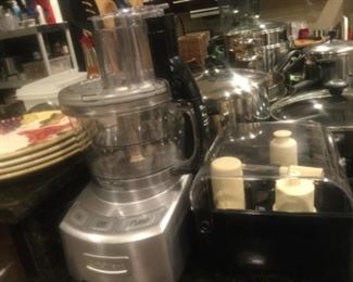 Food processor with accessories