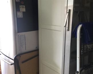 Storage cabinet for garage