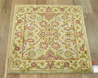 Handmade Polonaise Pattern New Zealand Wool Area Rug