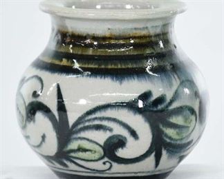 Handmade Studio Pottery Ceramic Pot