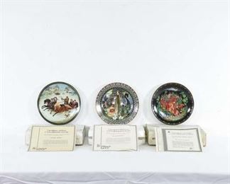 Set 3 Vintage Russian Decorative Plates