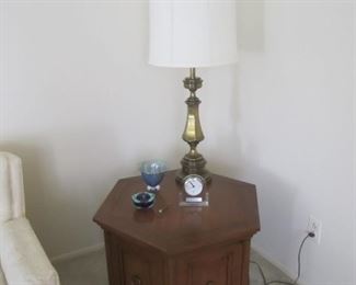 TABLE AND LAMP