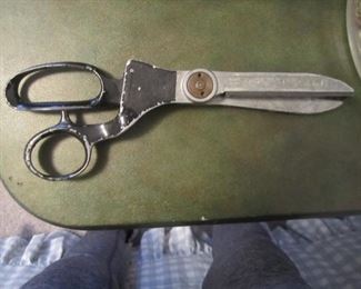 PINKING WISS SCISSORS