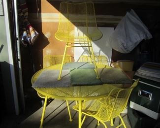 PATIO TABLE AND 4 CHAIRS
