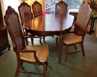 Vintage Mid Century French Provincial Dining Room table with 6 Caneback chairs by Bassett, with Table pads 