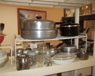 Wagner Magnalite vintage pans with lids