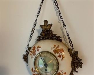 Vintage working clock