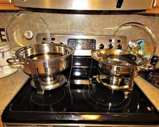 Elegant Warmers and Frigidaire Stove
