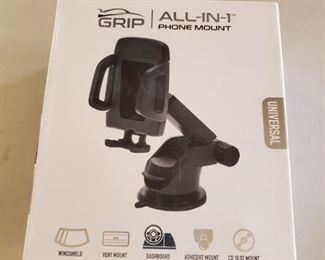 All - in - 1phone mount complete - $10
