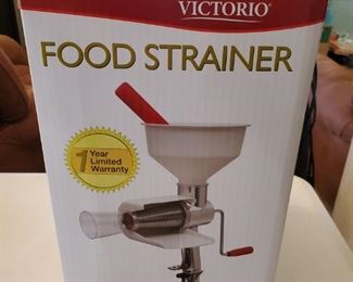 Victorio food strainer - $15