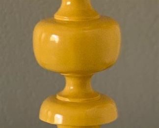Single Yellow Lamp		
