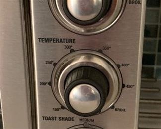 Cuisinart Custom Classic Toaster Oven		
