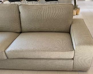 Contemporary KIVIK Gray Linen Loveseat/Sofa/Couch	31x90x36in	HxWxD
