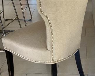 Contemporary Fabric Accent Chair		
