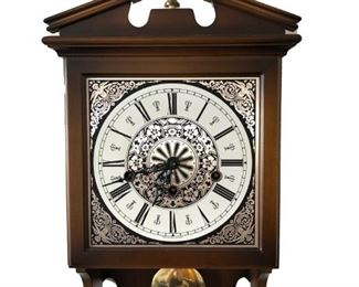 LINDEN GERMANY MOVEMENT IN HAND CARVED WALL CLOCK