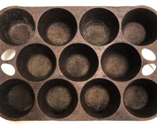 GRISWALD WAGNER WARE CAST IRON MUFFIN PAN
