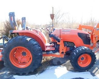 Kubota Tractor  MX5100 With bucket 92 actual hours HST 4WD 50hp R5 TIRES