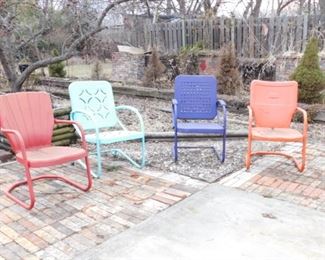 Retro metal patio furniture