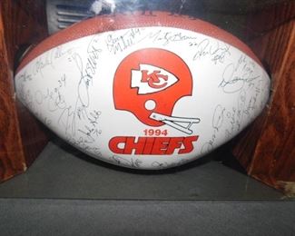Team Signed 1994 Chiefs football computer-generated signatures