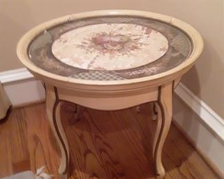 Lovely small French hand-painted table