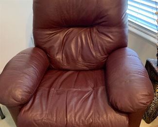 Super comfortable recliner.  Barely used and in mint condition with no wear areas