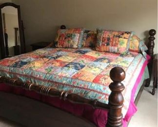 King size Ethan Allen bedroom set with Westin Heavenly mattress https://ctbids.com/#!/description/share/340741