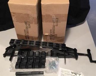 Four EQUI Pressure Clamps Brand New Still in the Box https://ctbids.com/#!/description/share/340908