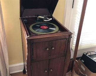 Victor Talking Machine Co. Victrola