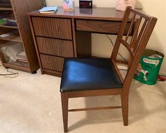 Dillingham Desk with Chair