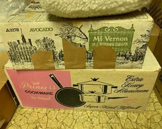 Mt Vernon Glasses in Original Box