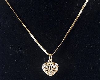 14k Gold Chain 19" Long, With Unmarked Heart Pendant, 4.1g Total Weight