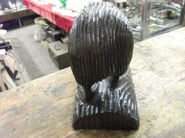 REMIND U OF SOMEBODY? 0H YEH,
IT'S "THE BIRD".