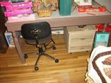 DESK W/ DESK CHAIR W/ROLLERS