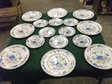 1930's gorgeous Masons plates.