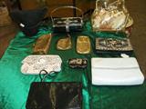 Super purses incl. many Whiting/Davis, LUCITE< brand names.