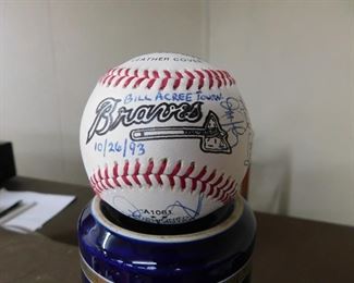 1993 Bill Acree Autographed Braves Baseball with Players Autographs(Braves Executive)