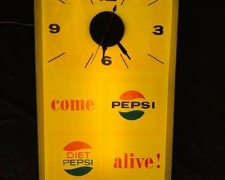 Come Alive Pepsi and Diet Pepsi Clock(20" x 13"/Advertising Products)