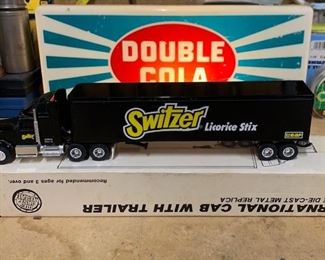 1991 Ertl Switzer Licorice Stix Tractor Trailer(MIB)