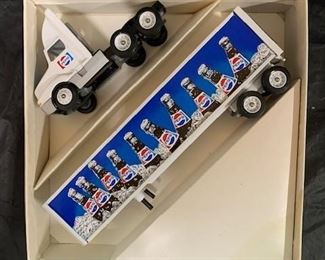 1990's Winross Pepsi Tractor Trailer(Bottle Graphics/MIB)