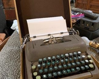 Vintage Smith Corona typewriter works well