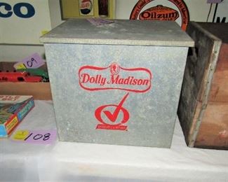 Dolley Madison porch milk box