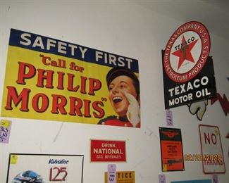 flange Texaco motor oil sign