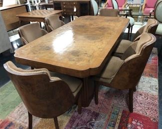 Deco Burl Dining Table and Chairs / Cloud Collection