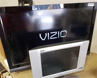 37" Vizio Tv and 15" Magnavox TV(No cord)
Vizio TV has remote and Manual