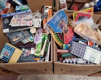 New Paper Edgers, Fabric, Round Loom and more
Includes brand new in Package paper edgers, small rolls of fabric, rhinestones, glitter, craft organizer, hot glue gun, markers and More