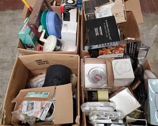 Kettle, Pans, Pots, Utensils, Portable Grill and More
4 boxes of misc kitchen items including pots, cake pans, blender, tortilla press, small rice cooker and More