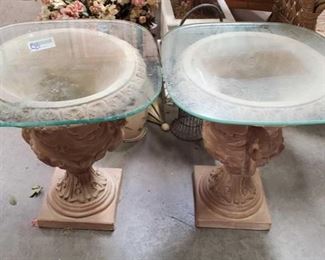 Glass Top Tables with Base
Measures approx 18"x18"x20"