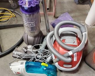 Dyson, Electrolyx and Dirt Devil Vacuums
Includes attachments for electrolux and dyson